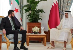 أمير دولة قطر الشيخ تميم بن حمد آل ثاني والرئيس السوري أحمد الشرع