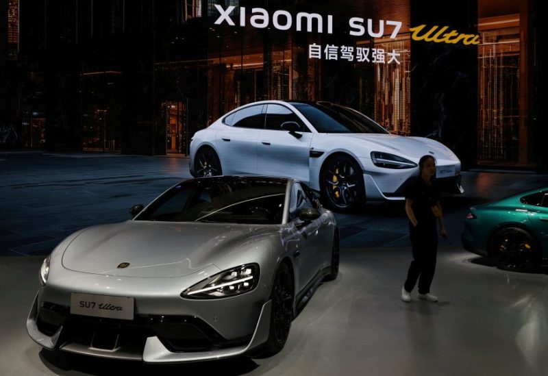سيارة كهربائية من طراز (شاومي SU7 )Xiaomi SU7 Ultra معروضة خلال يوم إعلامي في معرض شنغهاي للسيارات في شنغهاي، الصين