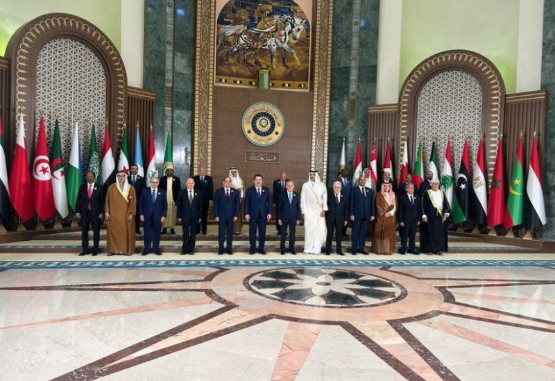 الصورة الرسمية التذكارية للقمة العربية بدورتها الرابعة والثلاثين في العاصمة بغداد