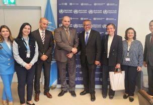 وزير الصحة الدكتور ركان ناصر الدين خلال لقائه مدير عام منظمة الصحة العالمية الدكتور تيدروس غيبريسوس