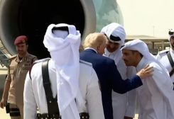 أمير قطر كان في وداع ترامب (الجزيرة)