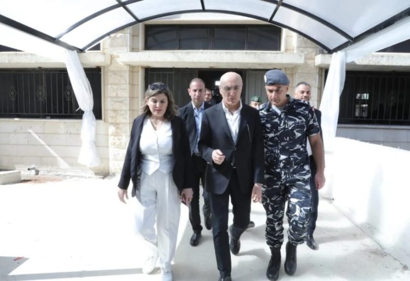 المدير العام لقوى الأمن الداخلي اللواء رائد عبدالله يرافق وزير الداخلية أحمد الحجار خلال جولته في الجنوب والنبطية