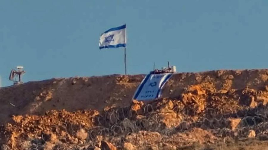 العلم الإسرائيلي داخل الأراضي اللبنانية 