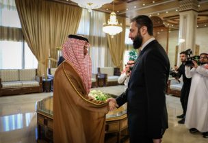 الرئيس السوري أحمد الشرع يستقبل وزير الخارجية السعودي الأمير فيصل بن فرحان