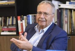 نائب رئيس الحكومة طارق متري