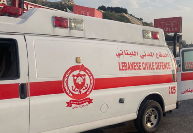 سيارة تابعة للدفاع المدني في لبنان