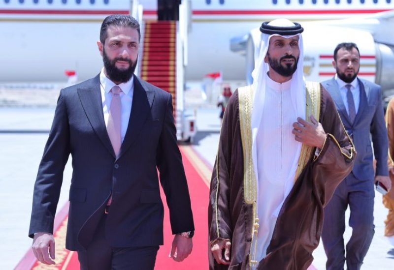 الرئيس السوري أحمد الشرع يصل إلى مملكة البحرين