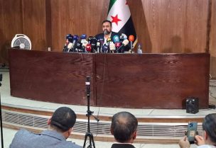 حسن صوفان من مؤتمر اللجنة العليا للسلم الأهلي في دمشق (سانا)