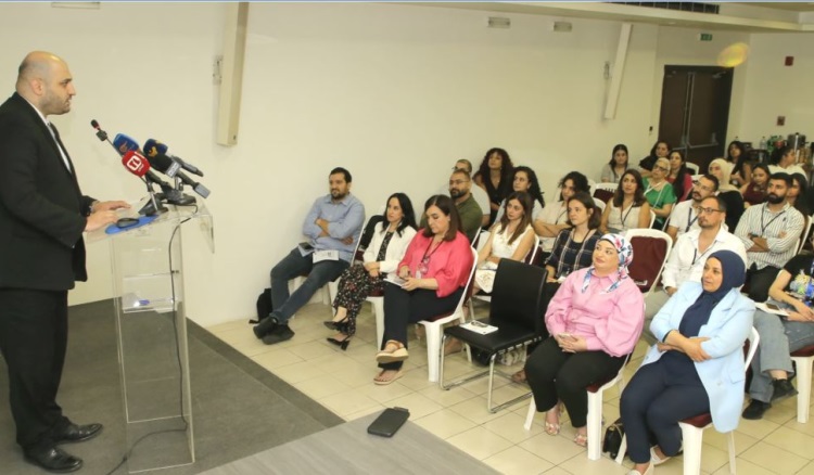 وزير الصحة العامة الدكتور ركان ناصر الدين خلال اطلاق المرحلة الثانية من مشروع "تعزيز الرعاية الصحية للأطفال"