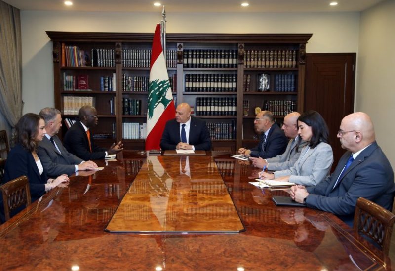 رئيس الجمهورية العماد جوزاف عون يلتقي نائب رئيس البنك الدولي لمنطقة الشرق الأوسط وشمال إفريقيا عثمان ديون والمدير الإقليمي للبنك الدولي جان-كريستوف كاريه والوفد المرافق لهما