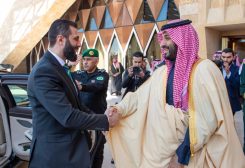 ولي العهد السعودي والرئيس السوري أحمد الشرع