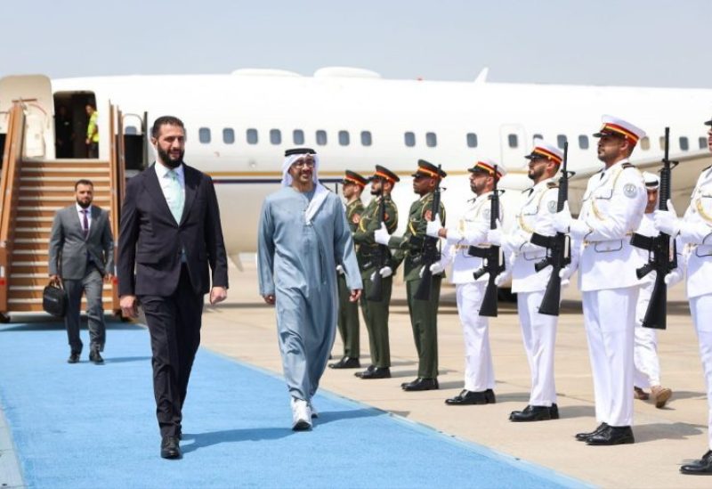 الرئيس السوري أحمد الشرع يصل دولة الإمارات العربية المتحدة