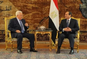 الرئيس المصري عبد الفتاح ونظيره الفلسطيني محمود عباس - أرشيفية