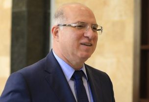 وزير العمل محمد حيدر