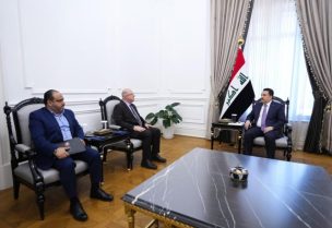 وزير العمل محمد حيدر يلتقي رئيس الحكومة العراقية محمد شياع السوداني في بغداد