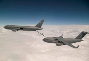 إسرائيل تعتزم شراء طائرتين لإعادة التزويد بالوقود