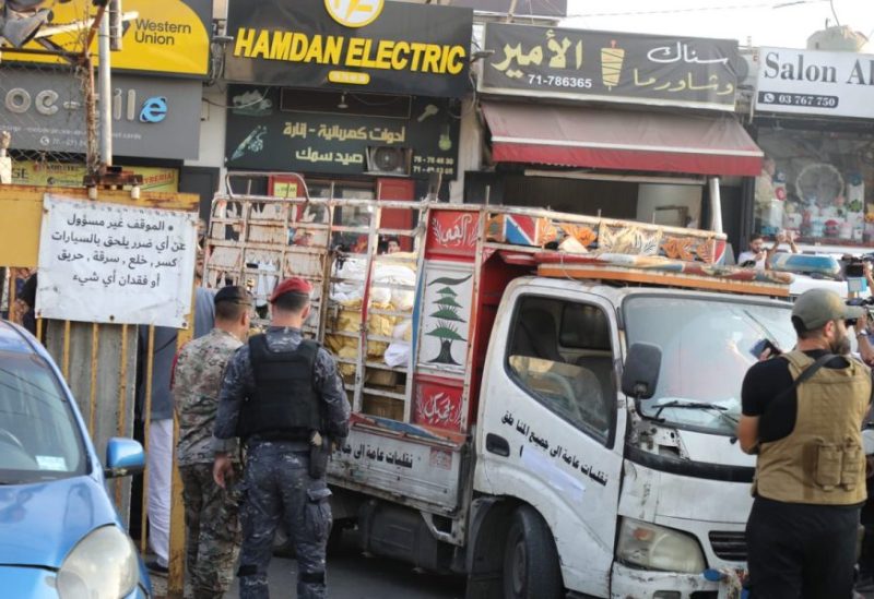بدء تسليم السلاح الفلسطيني والدفعة الأولى وُضعت بعهدة الجيش اللبناني