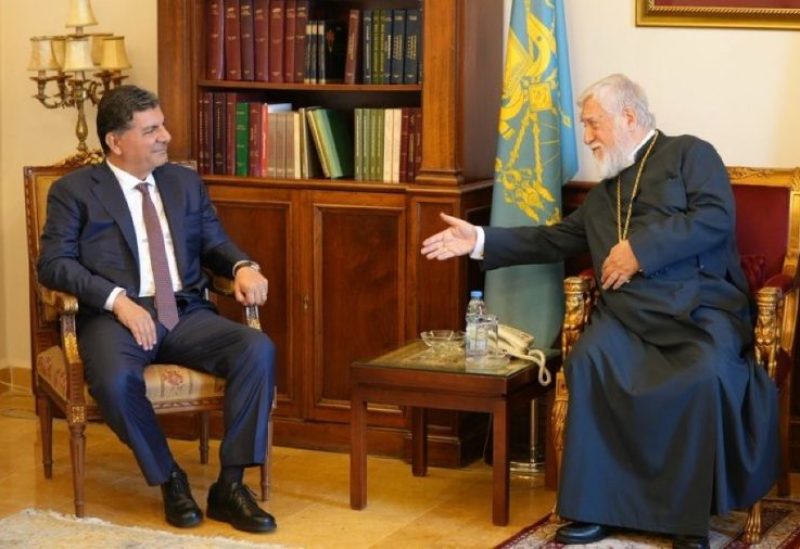 لقاء الشيخ بهاء الحريري والبطريرك آرام الأول