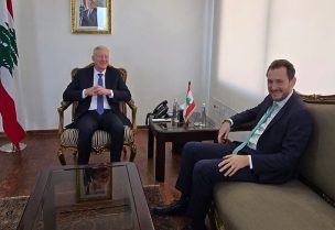 وزير الخارجية والمغتربين يوسف رجّي خلال لقائه القائم بأعمال السفارة الفرنسية في لبنان برونو بيريرا دا سيلفا