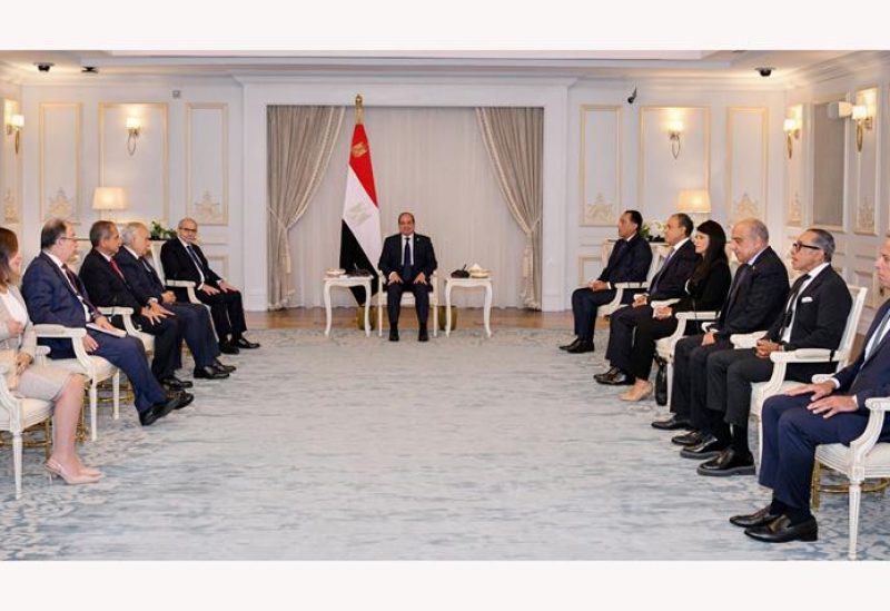 الرئيس المِصريّ عبد الفتاح السيسي يلتقي رئيس مجلس الوزراء نواف سلام في القاهرة