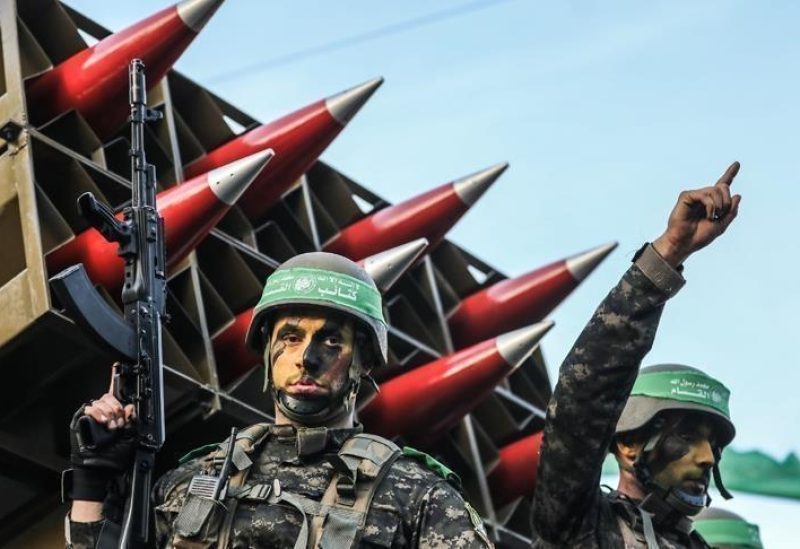 مقاتلون من كتائب الشهيد عز الدين القسام الجناح العسكري لحركة حماس