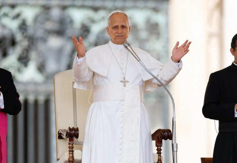 البابا ليو الرابع عشر بابا الفاتيكان