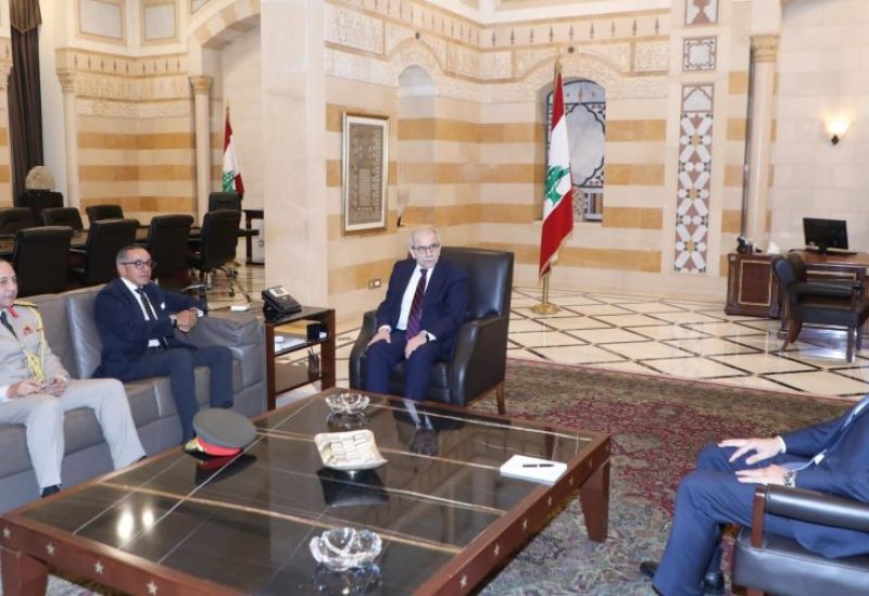 رئيس مجلس الوزراء نواف سلام في السراي الحكومي والسفير المصري في لبنان علاء موسى
