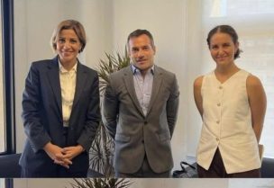 وزيرة البيئة تمارا الزين مع مسؤولي وكالة التنمية الفرنسية