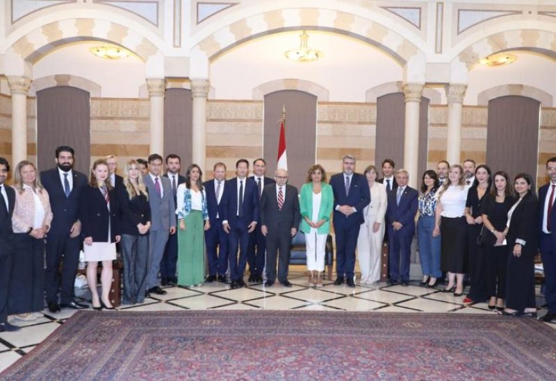 رئيس مجلس الوزراء الدكتور نواف سلام يستقبل في السراي الكبير وفدًا من حزب الشعب الأوروبي (EPP)