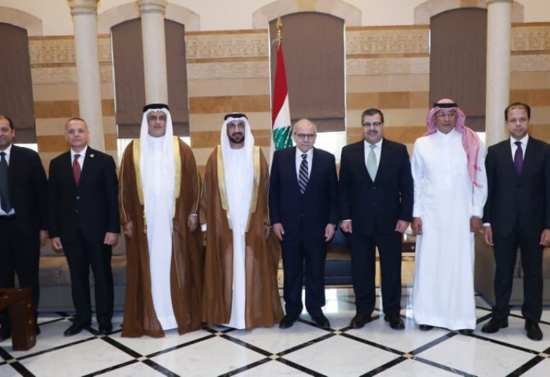 رئيس مجلس الوزراء الدكتور نواف سلام في السراي الكبير مع رئيس البرلمان العربي محمد أحمد اليماحي على رأس وفد من البرلمان العربي