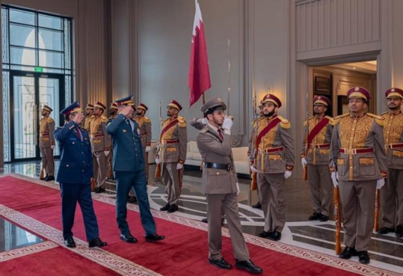 قائد الجيش العماد رودولف هيكل زيارة لمدة يومين لدولة قطر بدعوة رسمية من رئيس أركان القوات المسلّحة القطرية الفريق الركن (طيّار) جاسم بن محمد المناعي