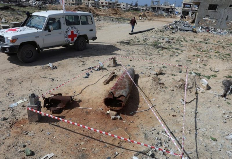 الصليب الأحمر يتجه لنقطة التقاء شمال غزة لتسلم رفات رهائن