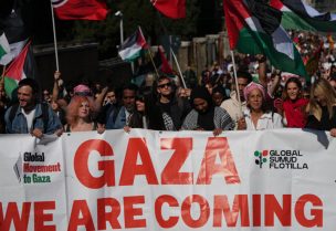 مؤيدون للفلسطينيين يحتجون قبل لقاء إيطاليا وإسرائيل بتصفيات كأس العالم لكرة القدم