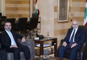 رئيس مجلس الوزراء الدكتور نواف سلام مع وزير الخارجية والمغتربين في الجمهورية العربية السورية أسعد حسن الشيباني