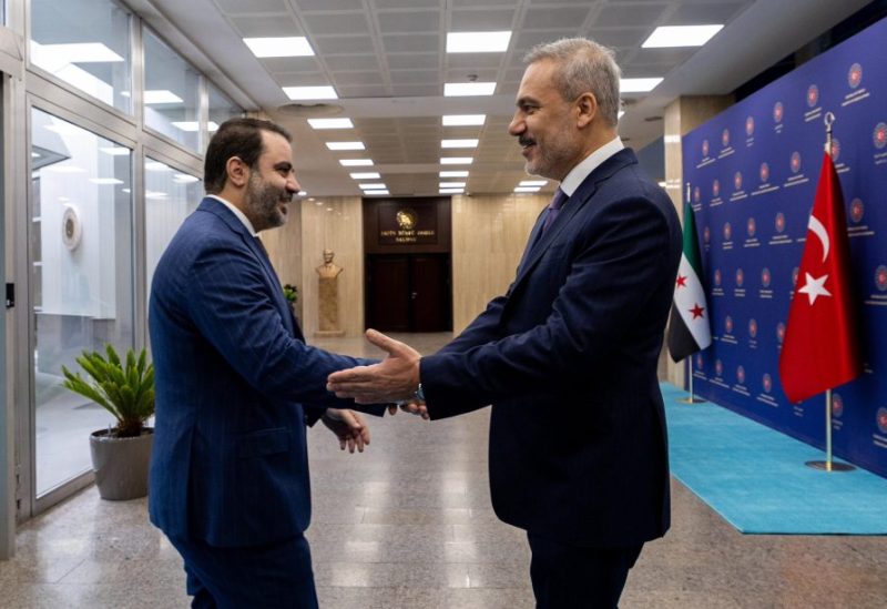 وزير الخارجية التركي، هاكان فيدان يلتقي نظيره السوري أسعد الشيباني في أنقرة على رأس وفد رفيع المستوى