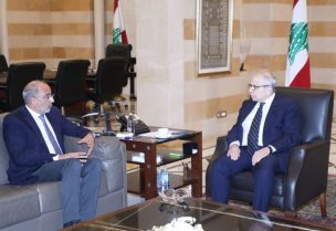 رئيس مجلس الوزراء الدكتور نواف سلام اليوم يستقبل المنسق المقيم للأمم المتحدة في لبنان عمران ريزا