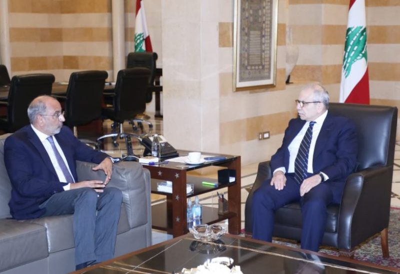 رئيس مجلس الوزراء الدكتور نواف سلام اليوم يستقبل المنسق المقيم للأمم المتحدة في لبنان عمران ريزا