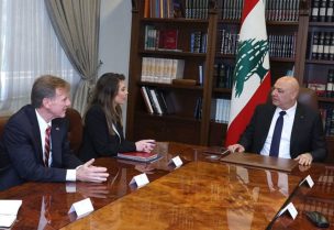 الرئيس جوزاف عون خلال استقباله الموفدة الأمريكية مورغان أورتاغوس