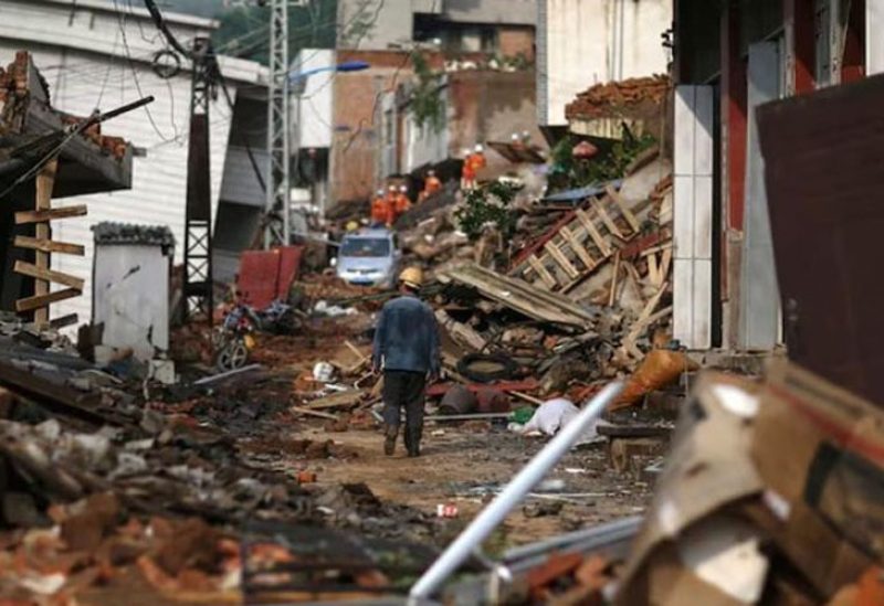 زلزالا بقوة 7.4 درجة ضرب منطقة مينداناو في الفلبين