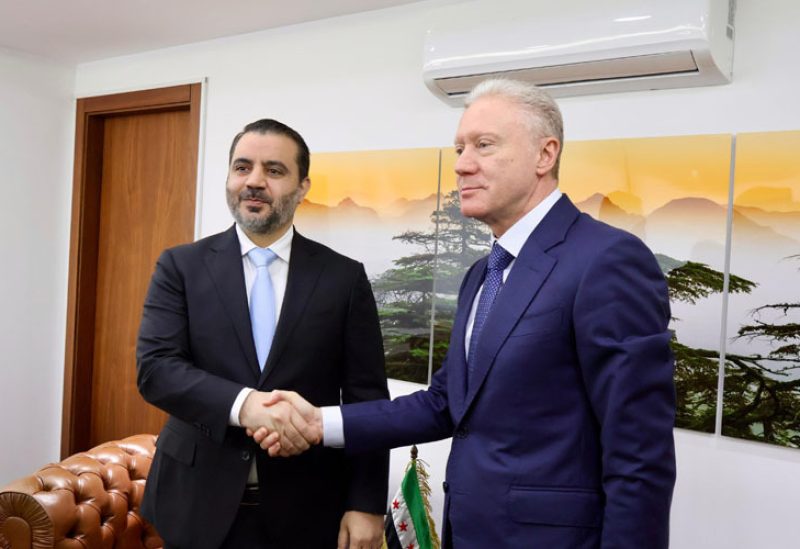 وزير الخارجية اللبناني يوسف رجي ووزير الخارجية السوري أسعد الشيباني