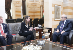 الرئيس نواف سلام مع مورغان أورتاغوس مستشارة بعثة الولايات المتحدة إلى الأمم المتحدة