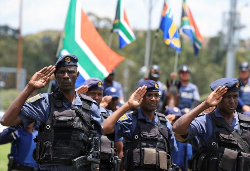 الشرطة في جنوب أفريقيا. رويترز