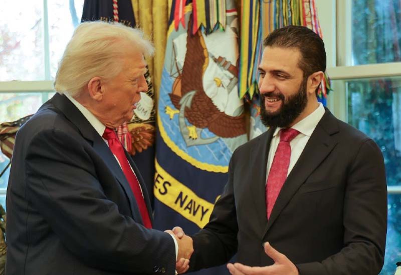 الرئيس السوري أحمد الشرع والرئيس الأمريكي دونالد ترامب