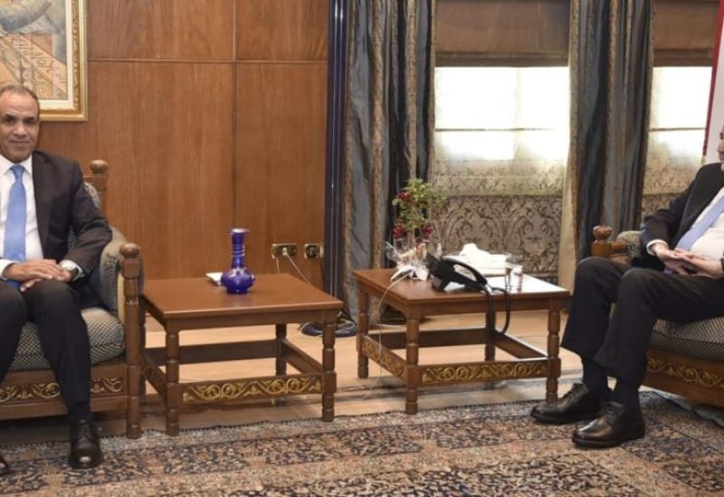 رئيس مجلس النواب نبيه بري في مقر الرئاسة الثانية في عين التينة، ووزير الخارجية المصرية بدر عبد العاطي