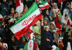 مشجعو المنتخب الإيراني لكرة القدم