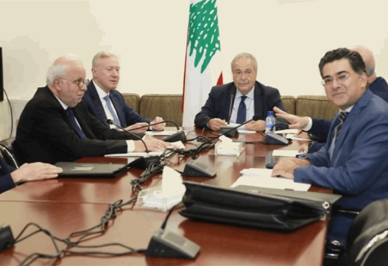 نائب رئيس مجلس الوزراء طارق متري يترأس اجتماع اللجنة الوزارية الخاصة المكلّفة ببحث قانون الانتخاب