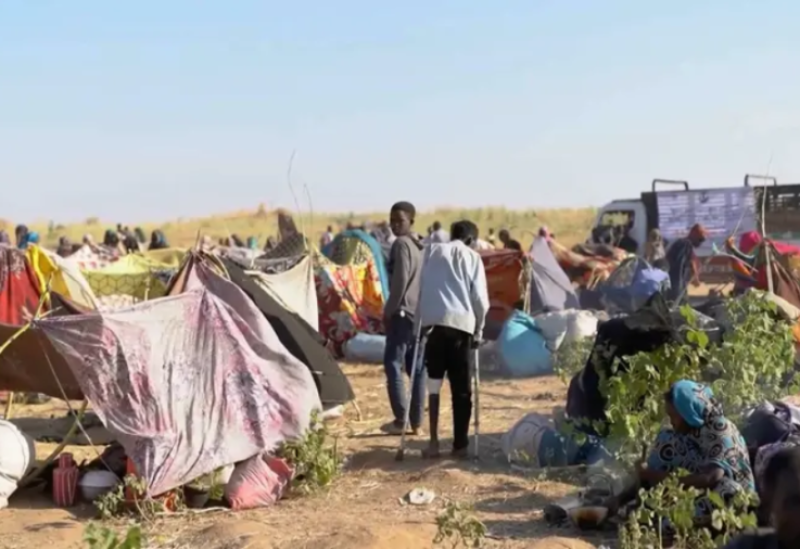 نازحون من الفاشر في السودان - رويترز