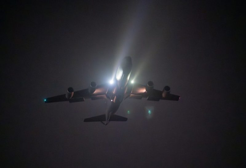 طائرة KC-135 Stratotanker تقلع من قاعدة في منطقة العمليات التابعة للقيادة المركزية الأمريكية، في 19 ديسمبر 2025، دعماً لعملية Hawkeye Strike، حيث شن الجيش الأمريكي ضربات واسعة النطاق ضد عشرات الأهداف التابعة لتنظيم الدولة الإسلامية في سوريا، رداً على هجوم استهدف أفراداً أمريكيين، رويترز