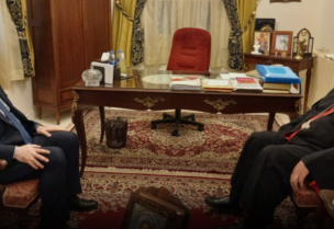 وزير العمل محمد حيدر والمطران يوسف سويف