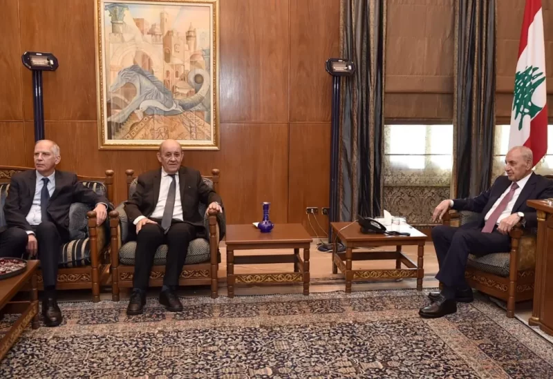 رئيس مجلس النواب نبيه بري في مقر الرئاسة الثانية في عين التينة الموفد الرئاسي الفرنسي جان إيف لودريان، ممثلاً "الخماسية"، بحضور السفير الفرنسي هيرفيه ماغرو ومستشاري رئيس المجلس الدكتور محمود بري وعلي حمدان.